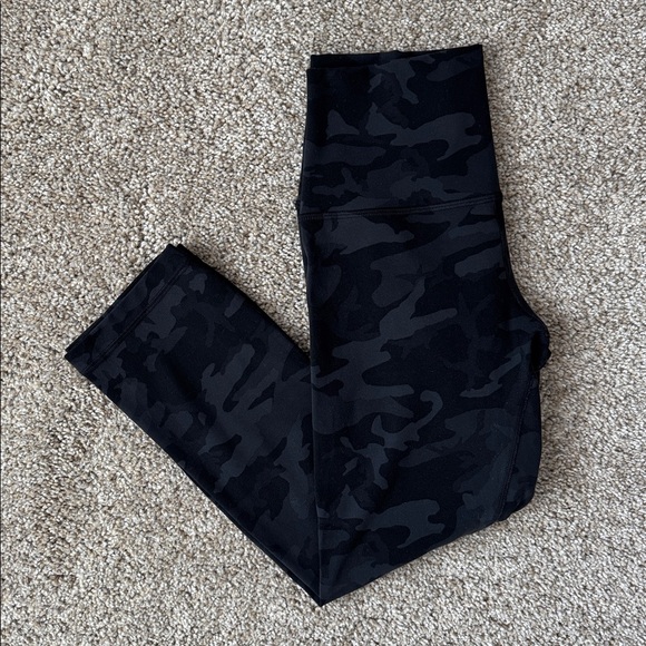 Lululemon Align High-Rise Crop 21" - Picture 1 of 10